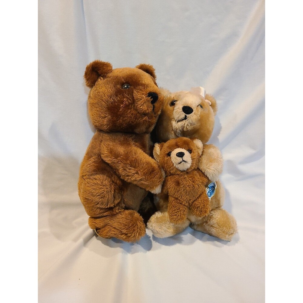 1983 Dakin Bear Family Plush